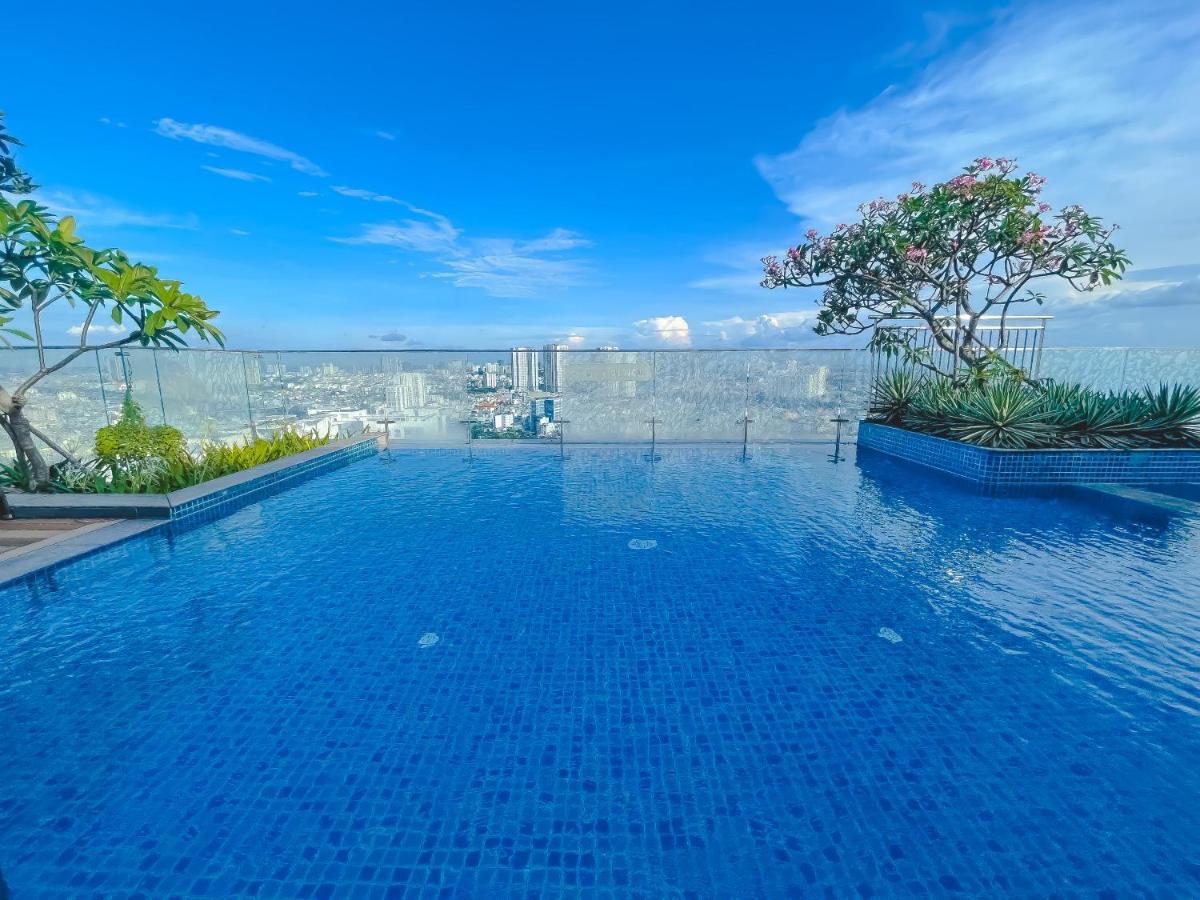 Luxury Gold Apartment 86 -Rooftop Pool Central City Ho Şi Min Exterior foto
